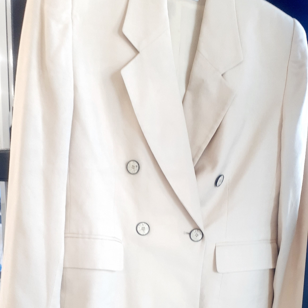 Evan Picone cream Nude Wool ? Blazer crop Jacket size 10